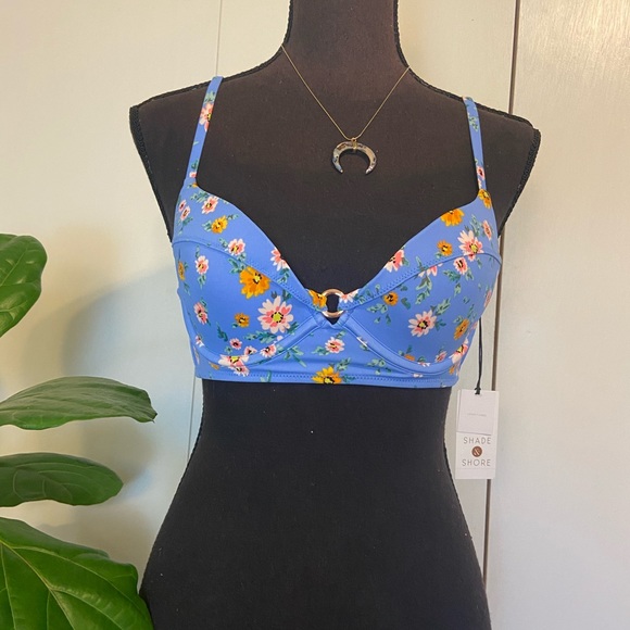 Super Cute Under Wire Bikini Top | Light Purple - Picture 3 of 9